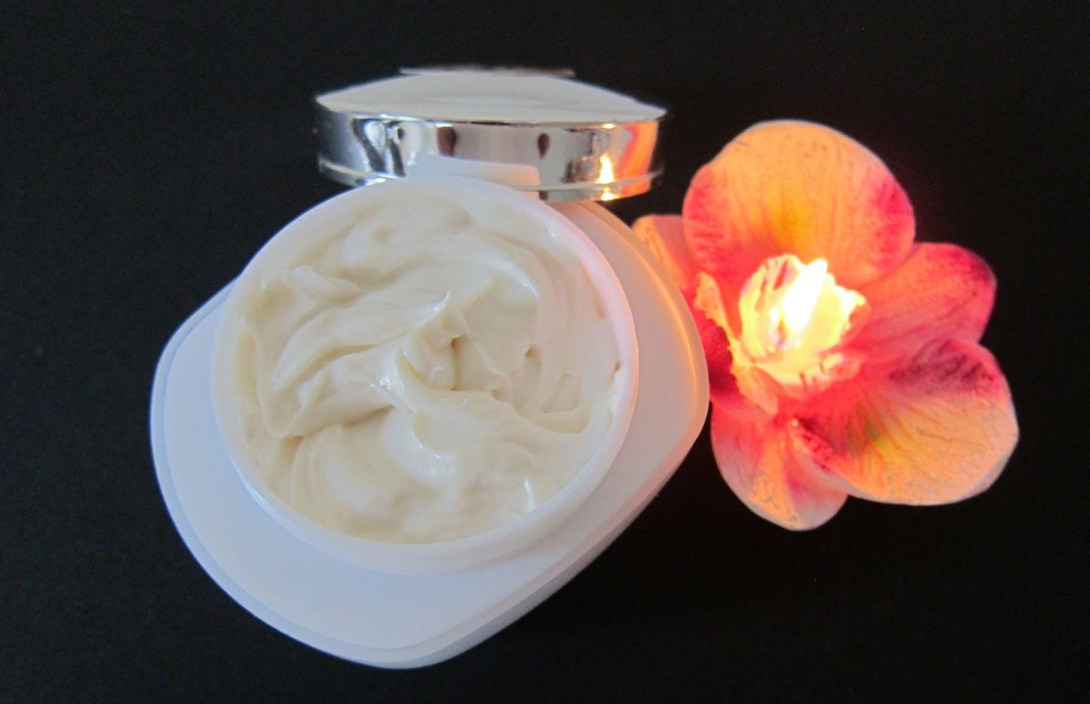 Whipped Body Soufflé | Lightweight Body Butter for Dry Skin